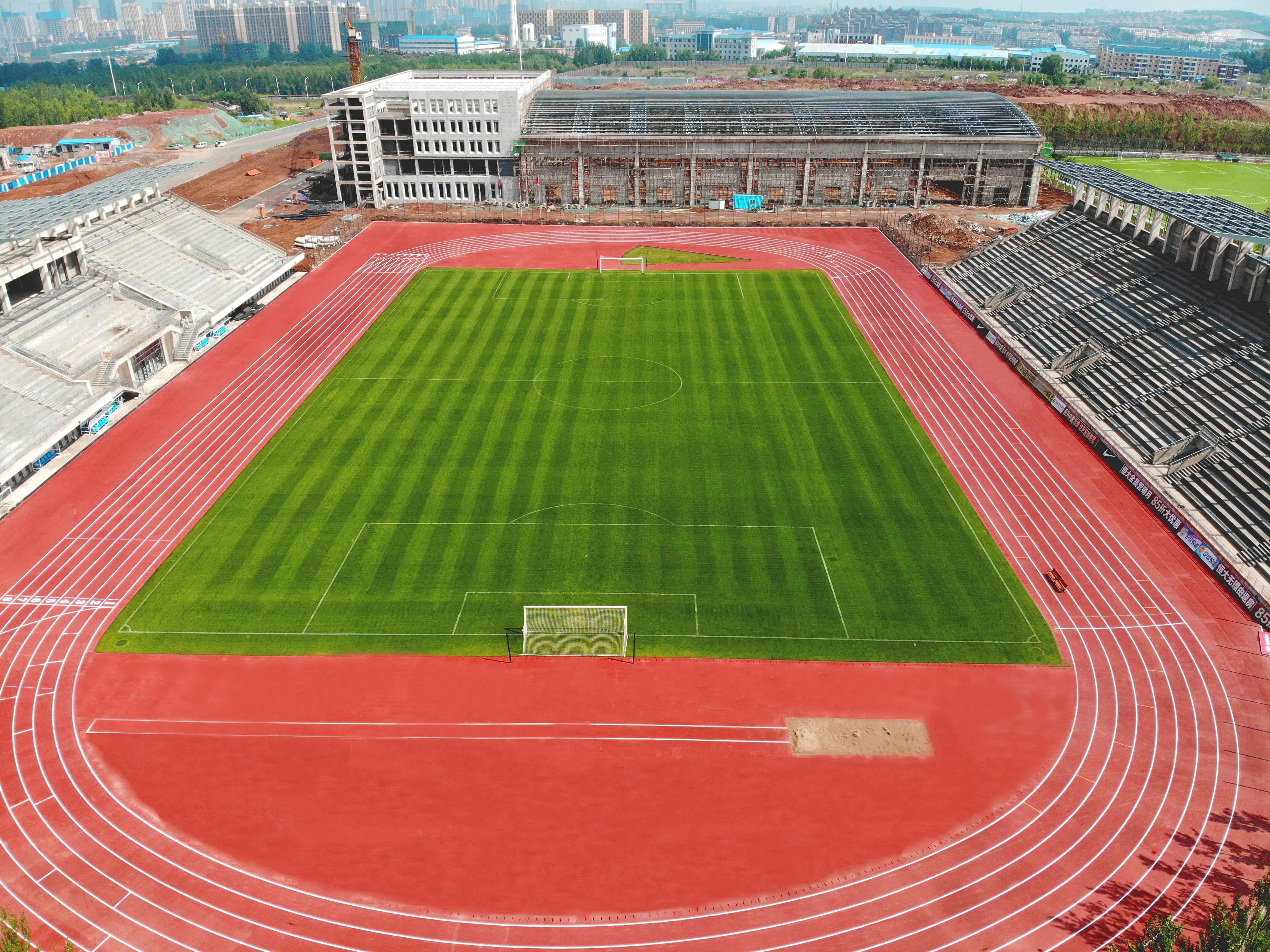 渭南市硅pu球场新国标塑胶跑道 - 方案